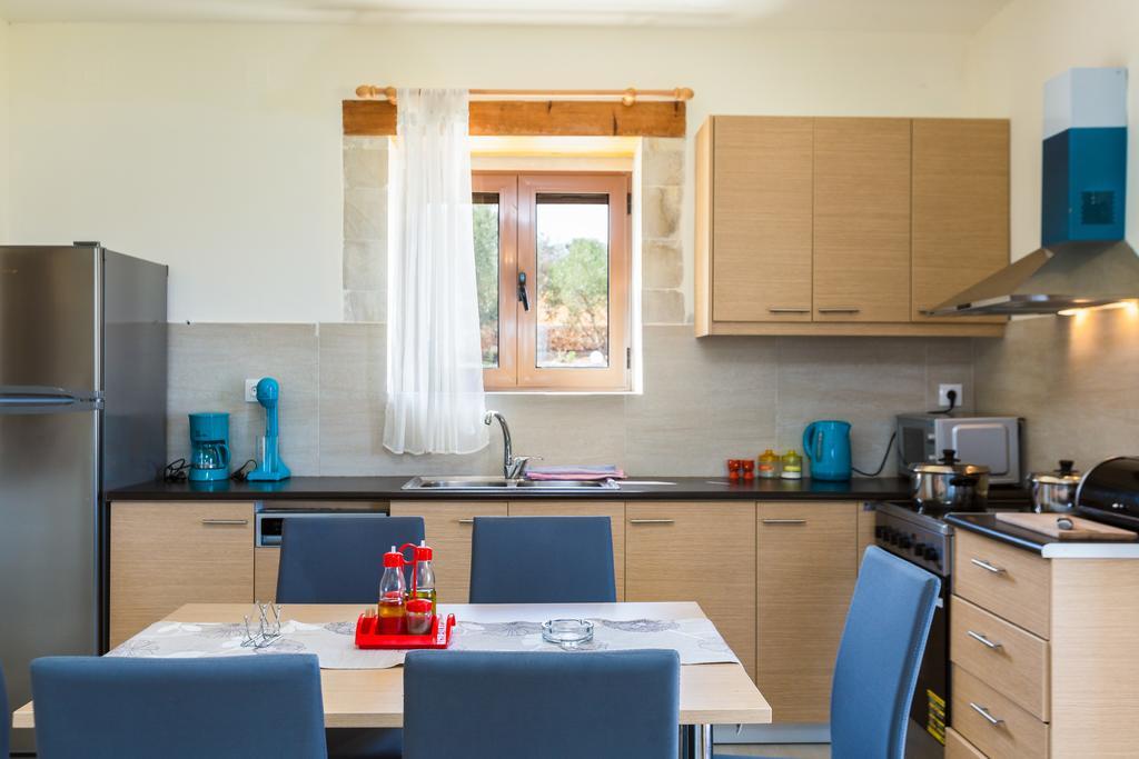 Dimokritos Villas, A Homestay Experience, By Thinkvilla Angeliana  Extérieur photo